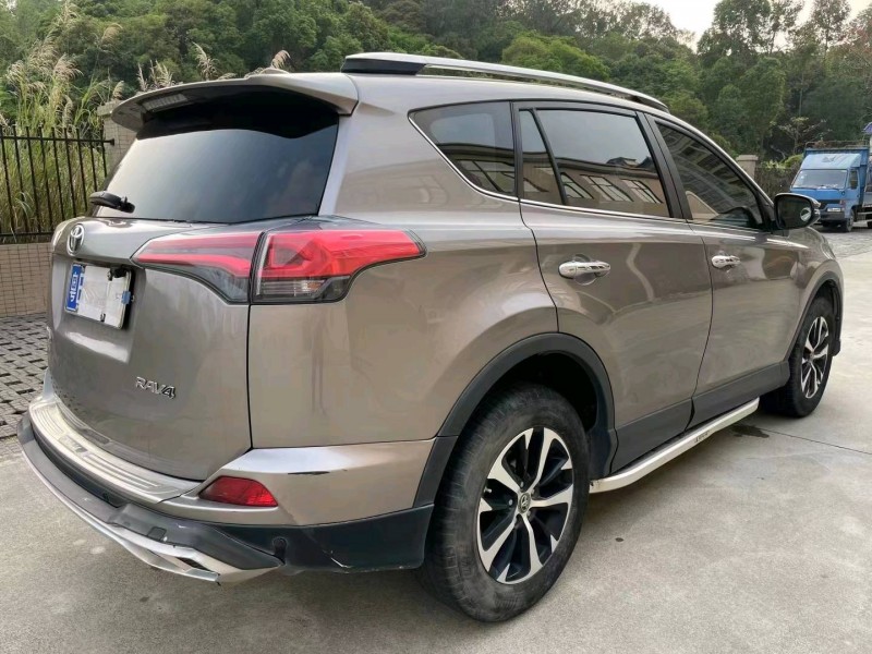 江門16年豐田RAV4榮放8