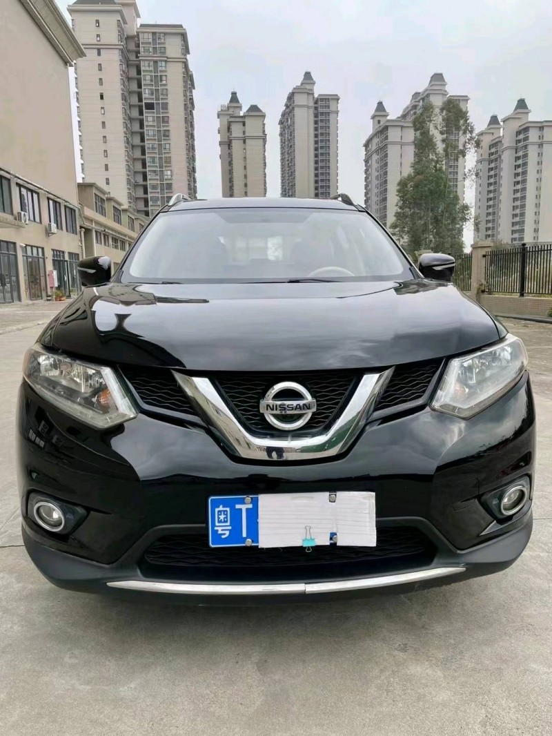 江門16年日產奇駿1