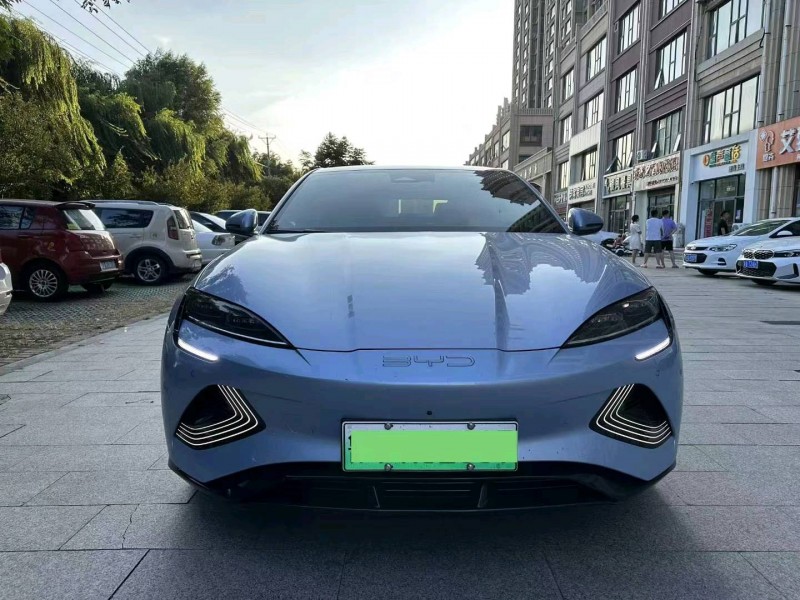 东营23年比亚迪海豹1