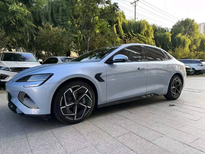 东营23年比亚迪海豹2