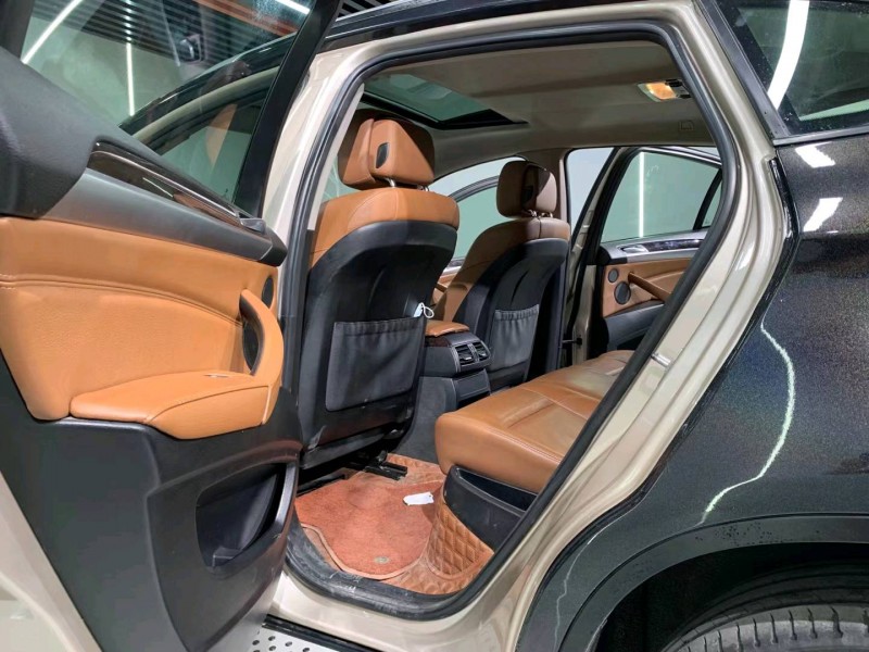 成都14年宝马X64