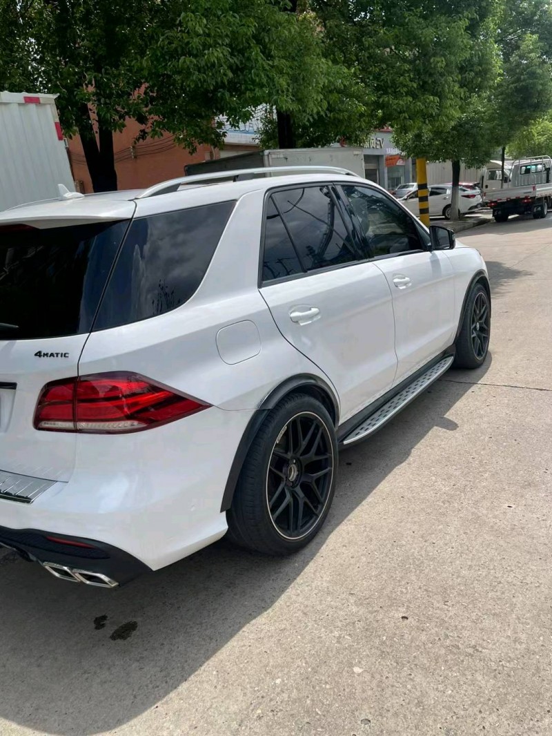 宜昌15年奔驰ML8