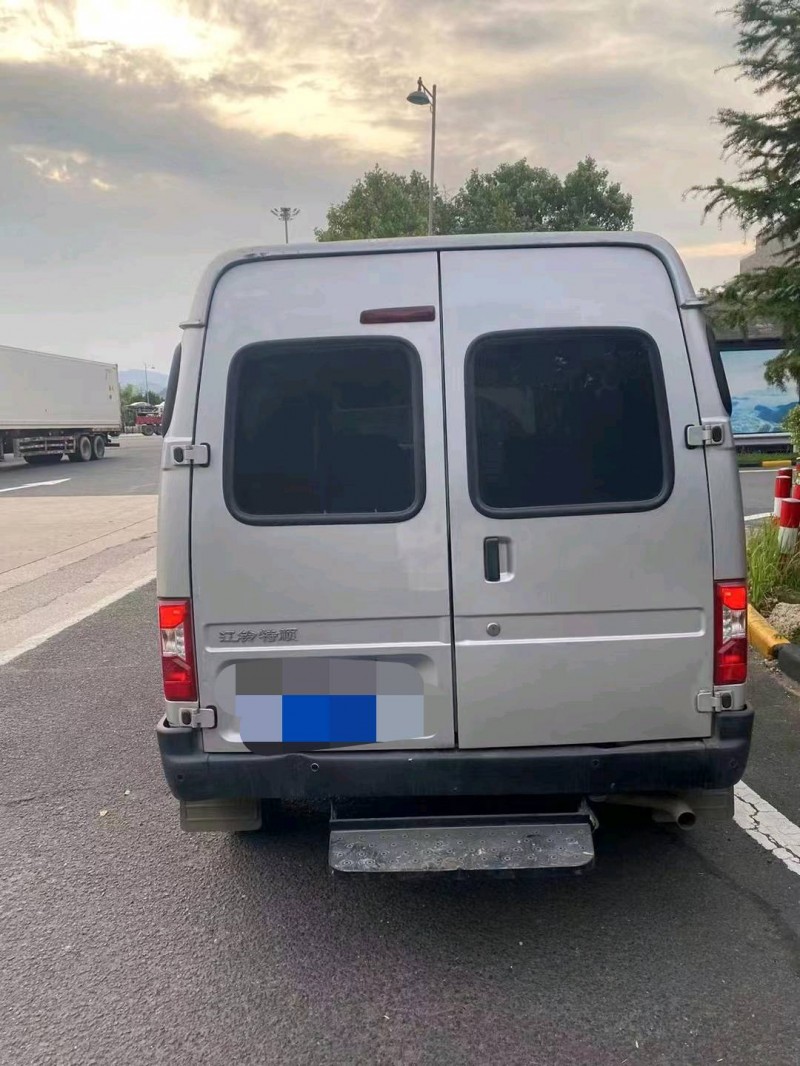 枣庄22年福特全顺2