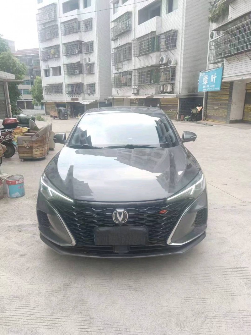 邯鄲21年長安汽車逸動1