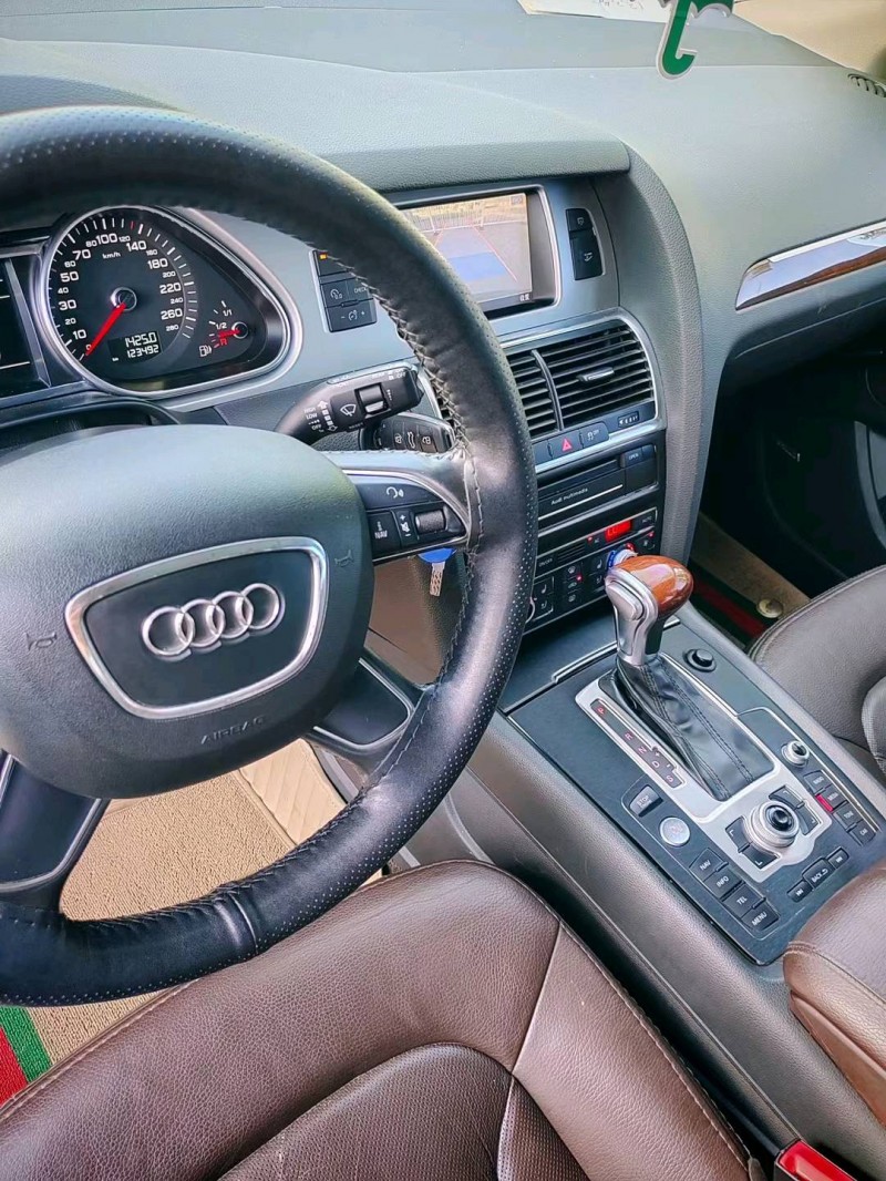 北京13年奥迪Q75