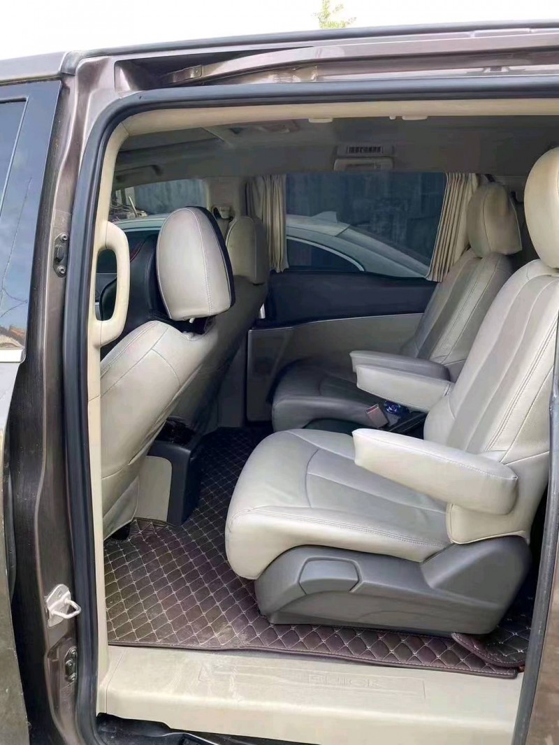 东营13年别克GL86