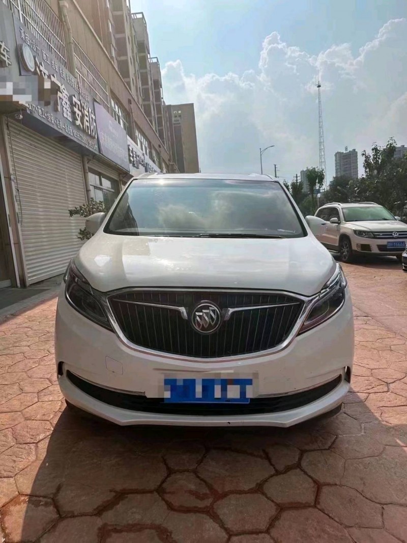 枣庄17年别克GL81