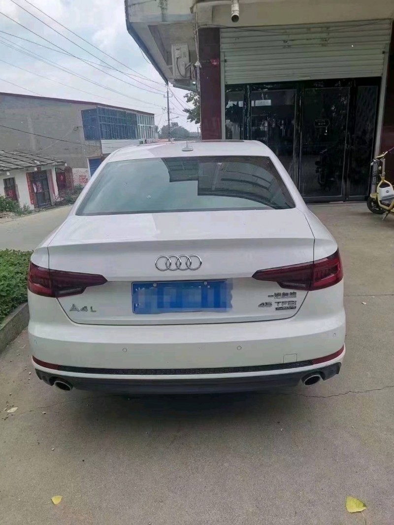 嘉兴18年奥迪A4L9