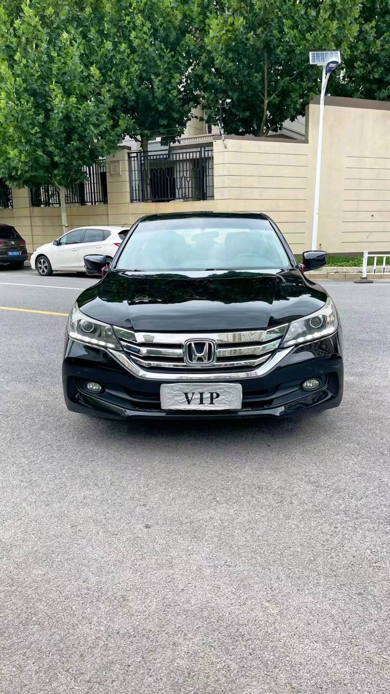 廊坊14年本田雅阁1