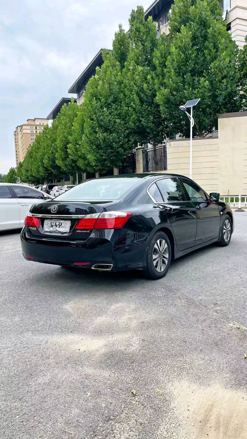 廊坊14年本田雅阁7