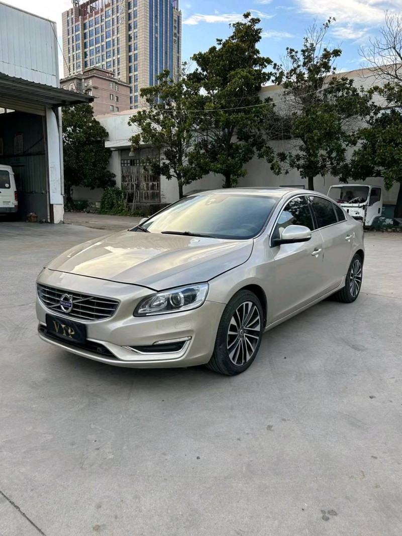 宿迁18年沃尔沃S60L2