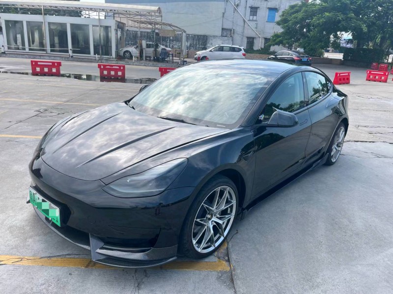 廣州23年特斯拉MODEL 35