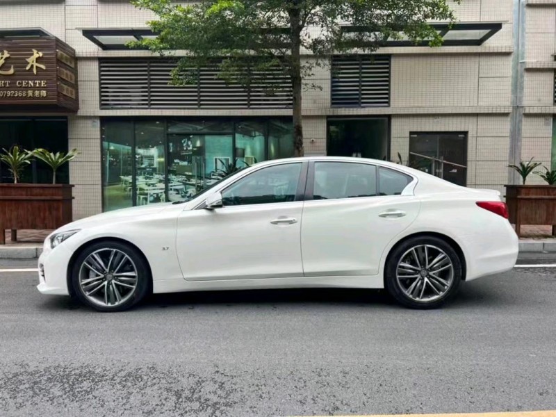 中山14年英菲尼迪Q50S3