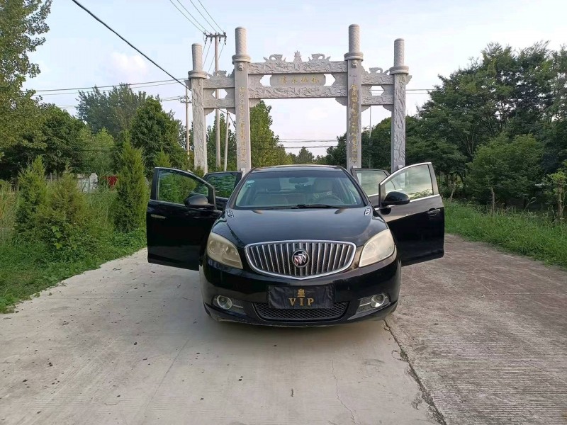 徐州14年别克英朗1