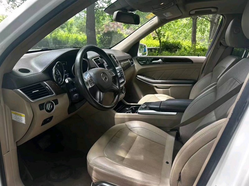 枣庄13年奔驰GL8