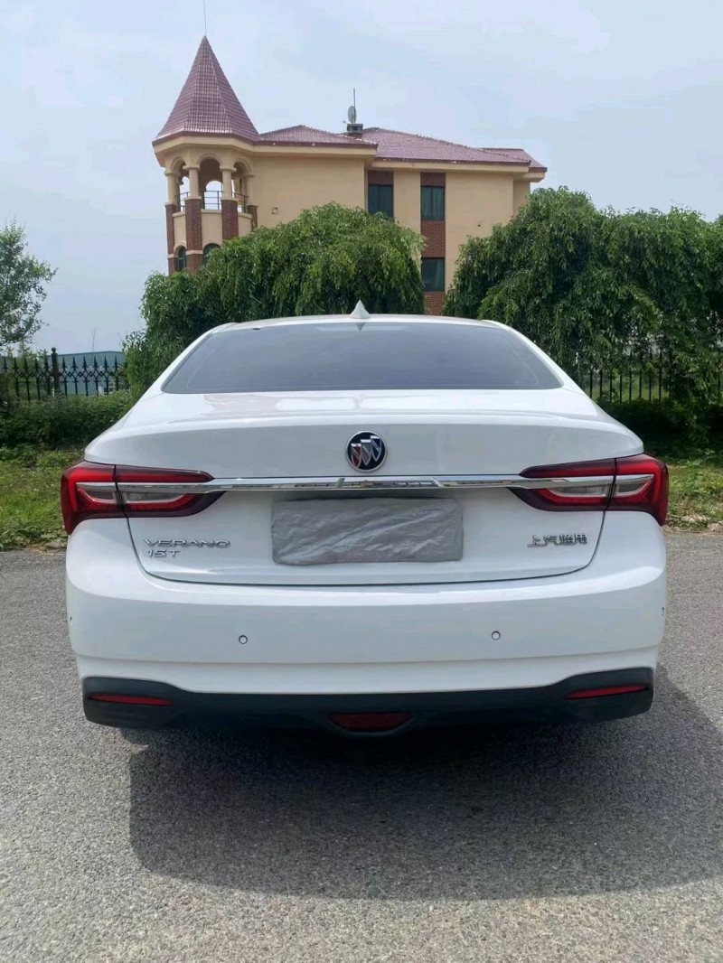 沈阳20年别克威朗8