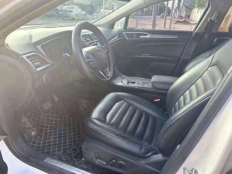 珠海17年福特蒙迪欧7