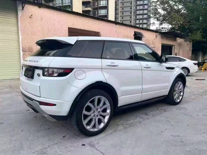 深圳15年路虎极光9