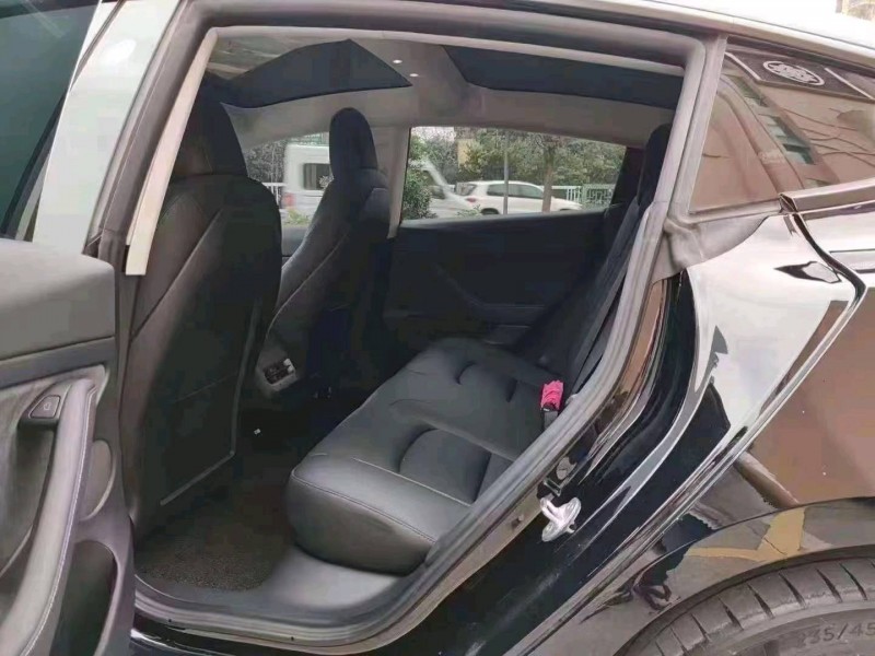 深圳21年特斯拉MODEL 38