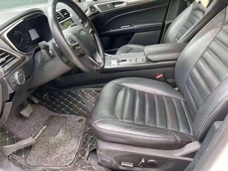 珠海20年福特蒙迪欧4