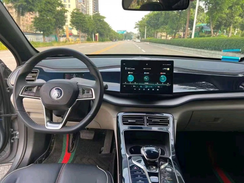 珠海22年比亚迪秦4