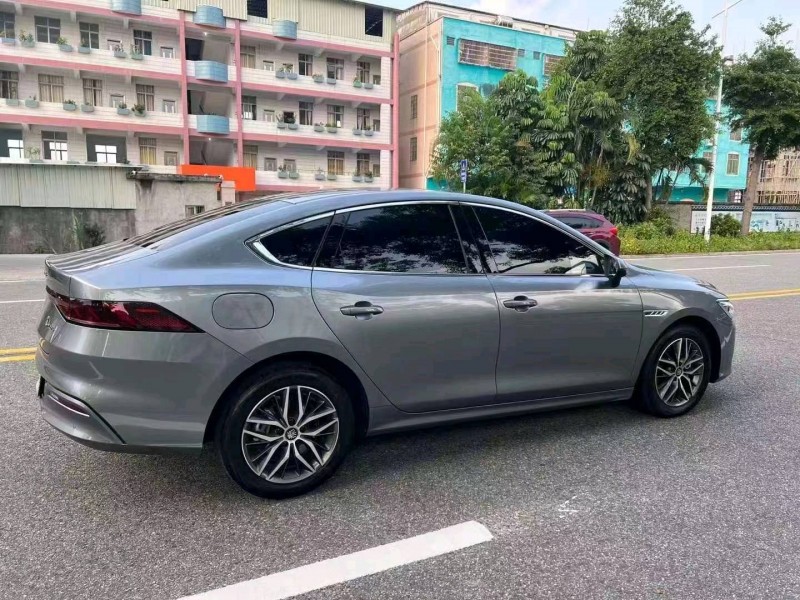 珠海22年比亚迪秦5