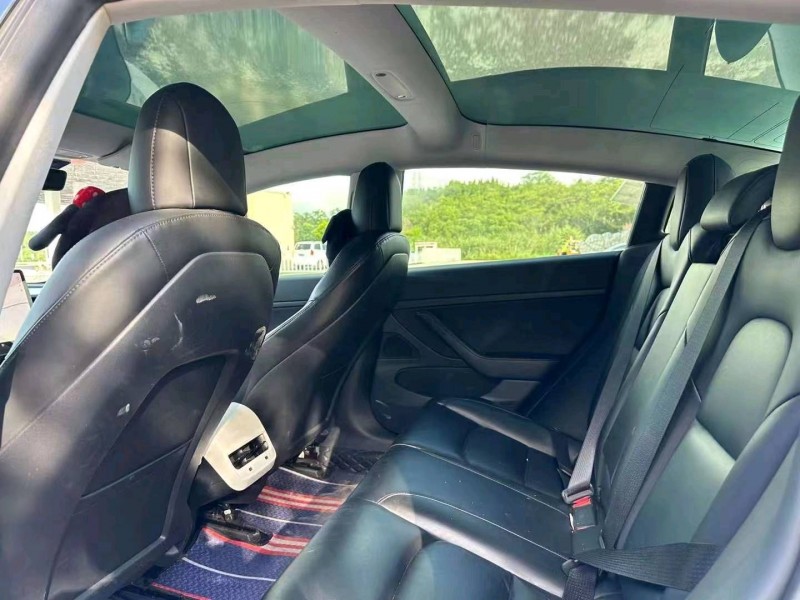 重慶20年特斯拉MODEL 37