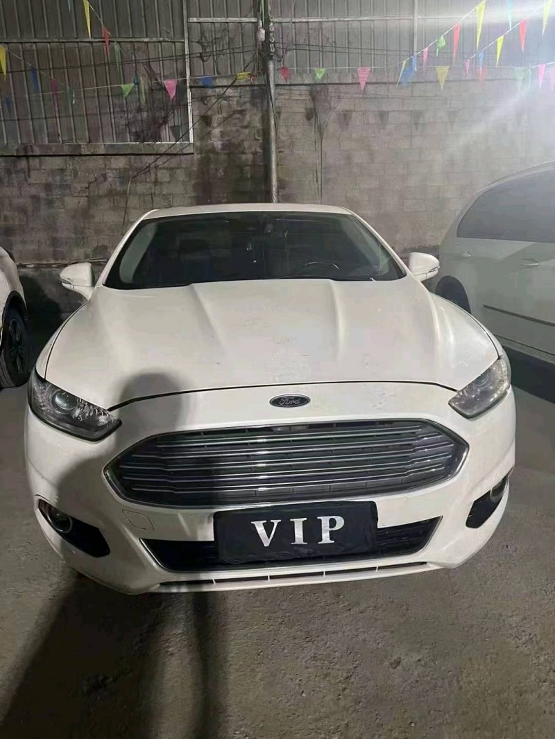 重庆14年福特蒙迪欧1