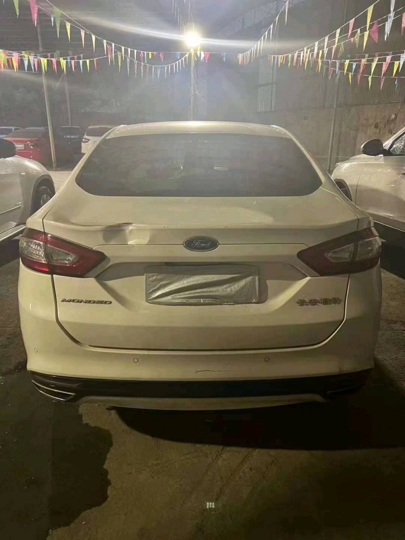 重庆14年福特蒙迪欧2