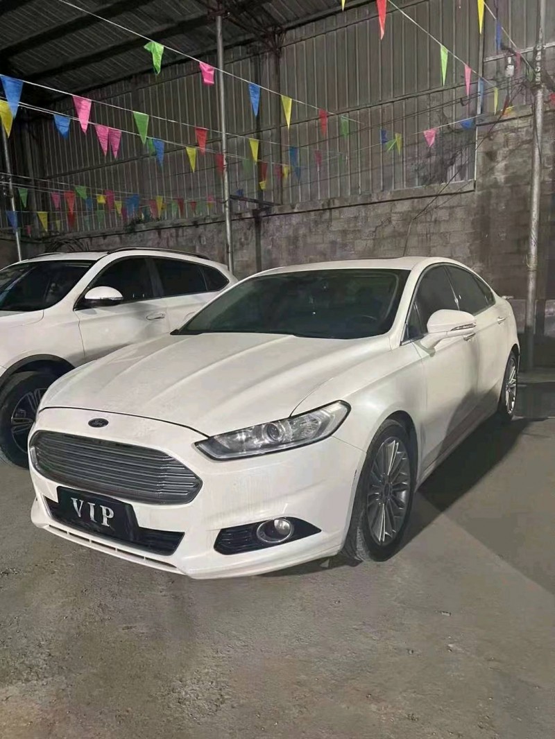 重庆14年福特蒙迪欧5