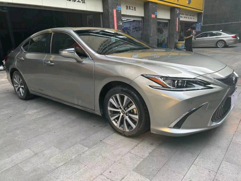 重庆20年雷克萨斯ES3