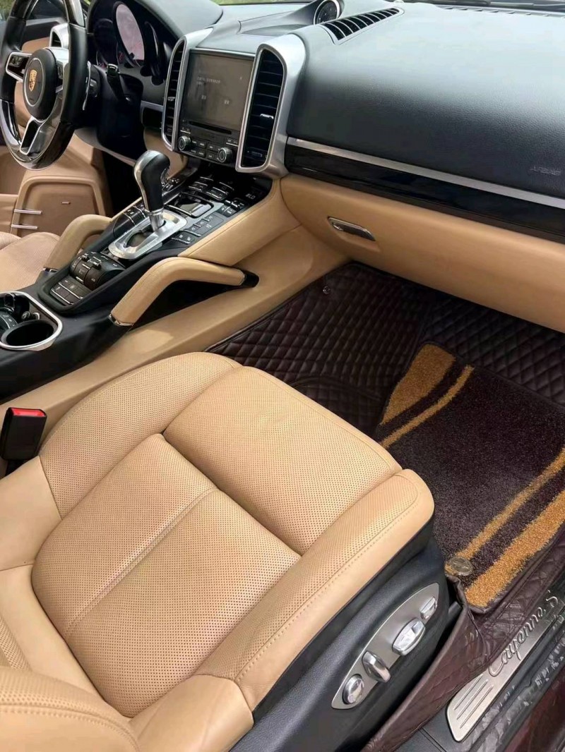 宜昌17年保时捷卡宴8