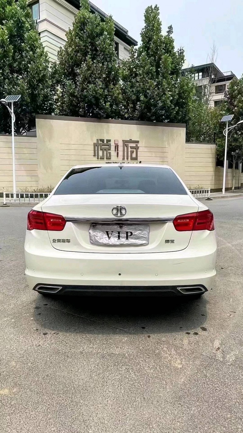 廊坊14年北汽绅宝D709