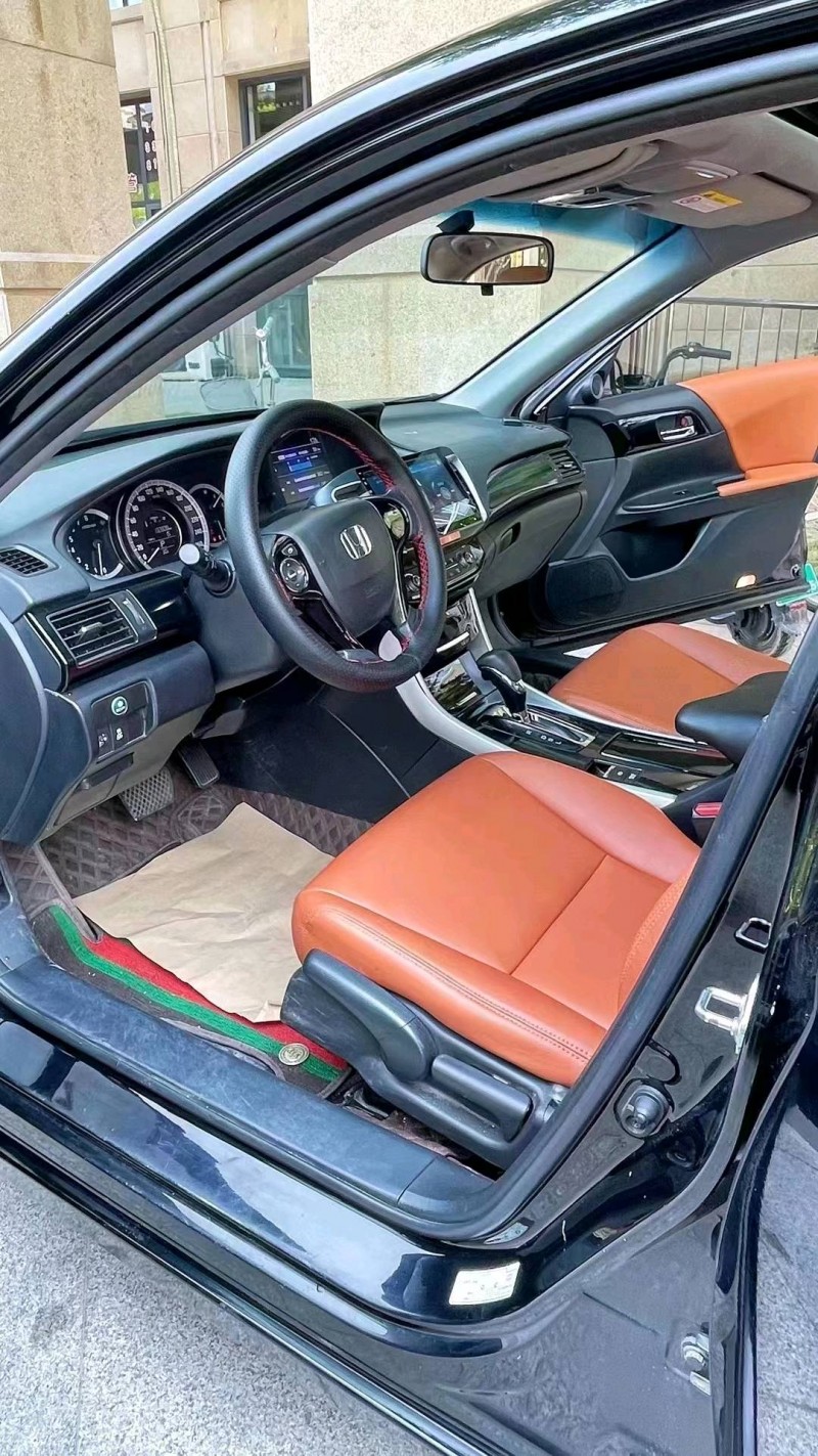 廊坊17年本田雅阁4