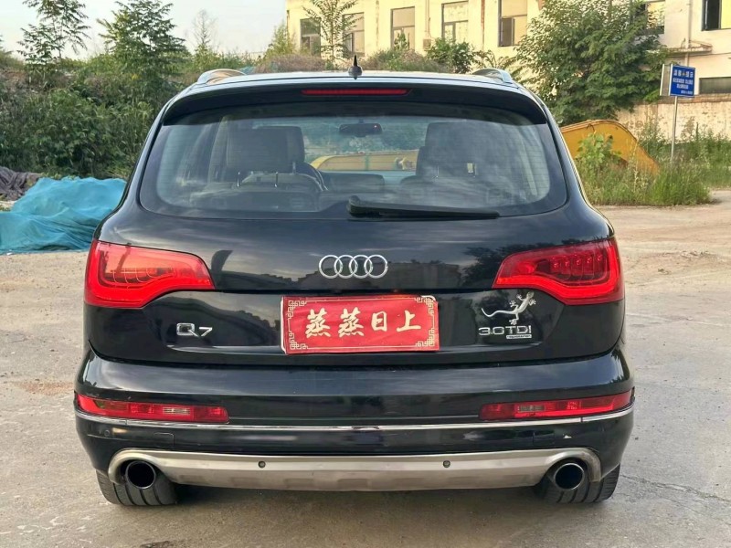 平頂山12年奧迪Q73