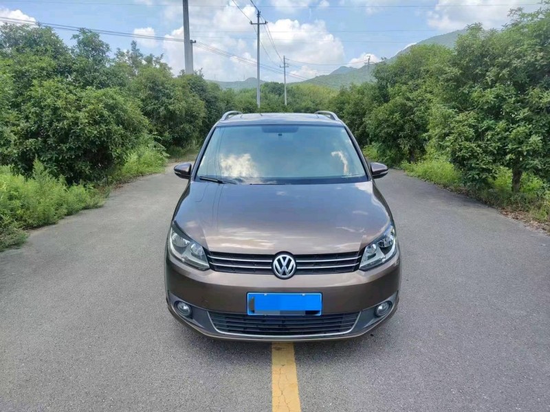 嘉兴11年大众途安1
