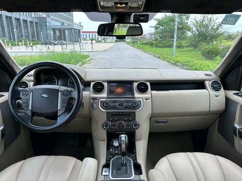 盐城11年路虎发现5