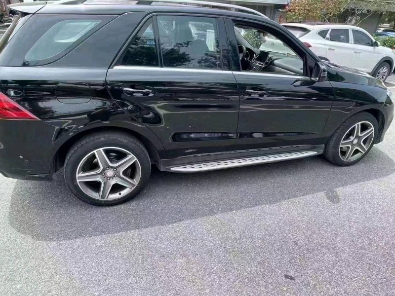 嘉兴16年奔驰GLE3