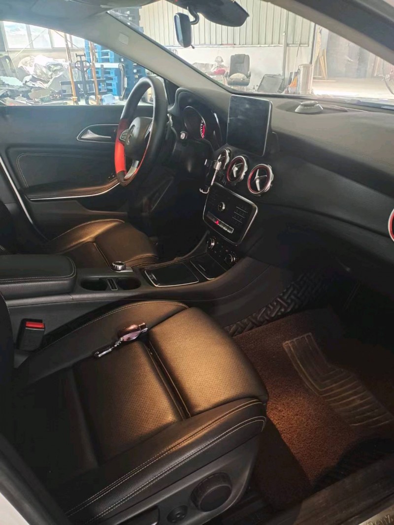 武汉18年奔驰GLA3