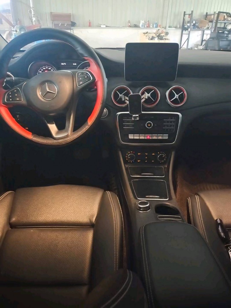 武汉18年奔驰GLA4