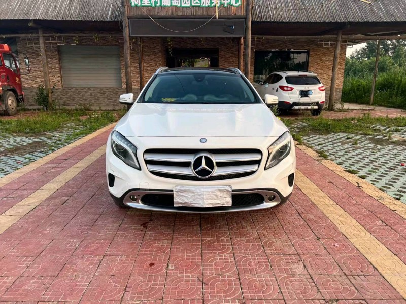 徐州16年奔驰GLA1