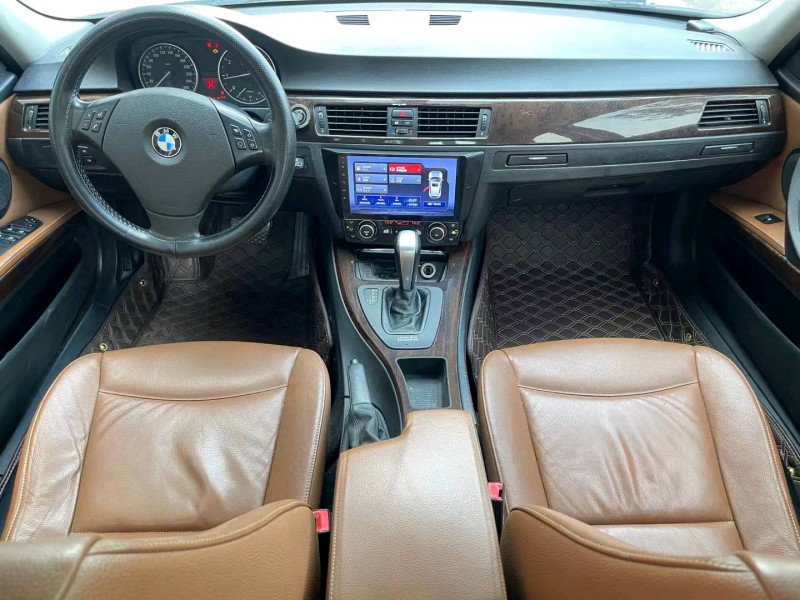 济宁10年宝马3系5