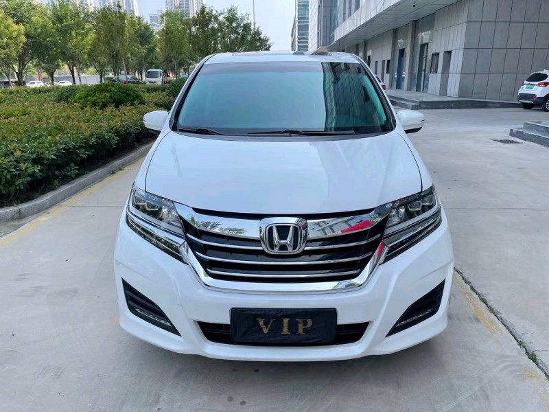 济宁17年本田艾力绅1