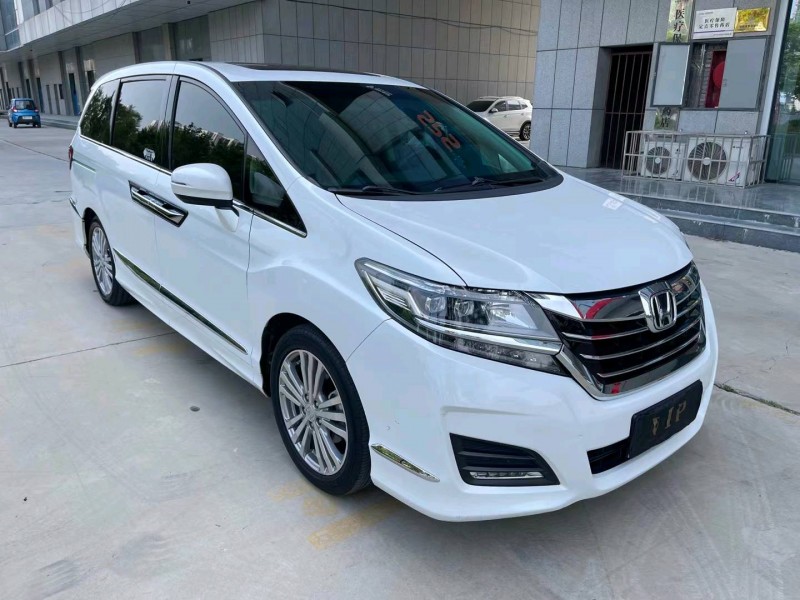 济宁17年本田艾力绅3