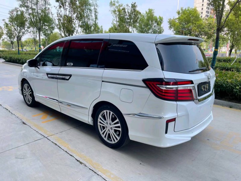 济宁17年本田艾力绅7