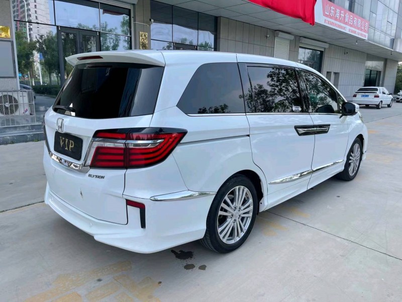 济宁17年本田艾力绅8