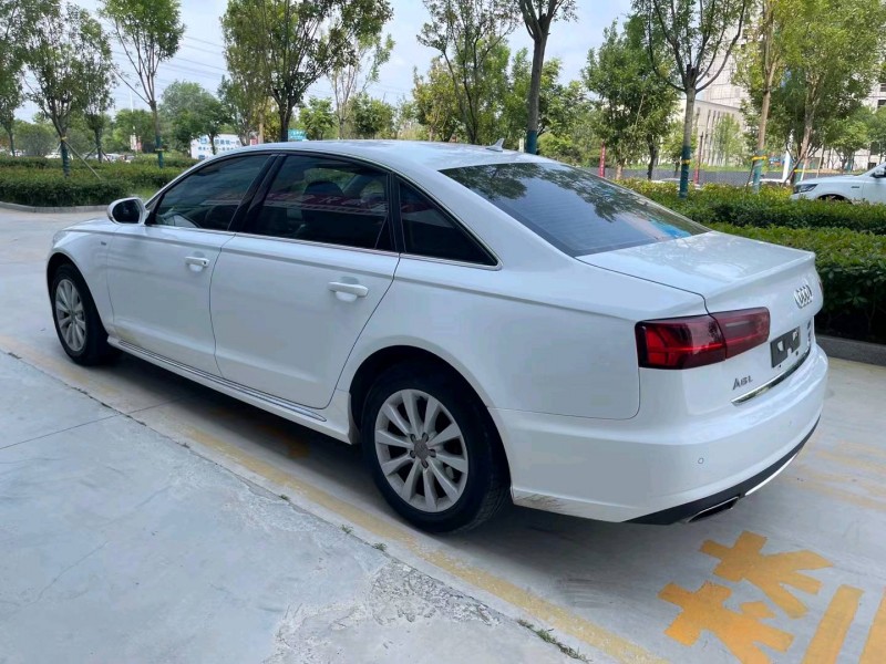 济宁16年奥迪A6L7