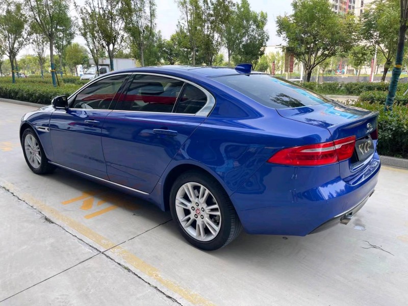 济宁18年捷豹XEL7