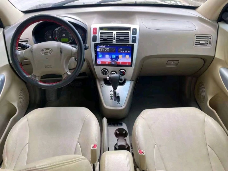 济宁11年现代途胜5