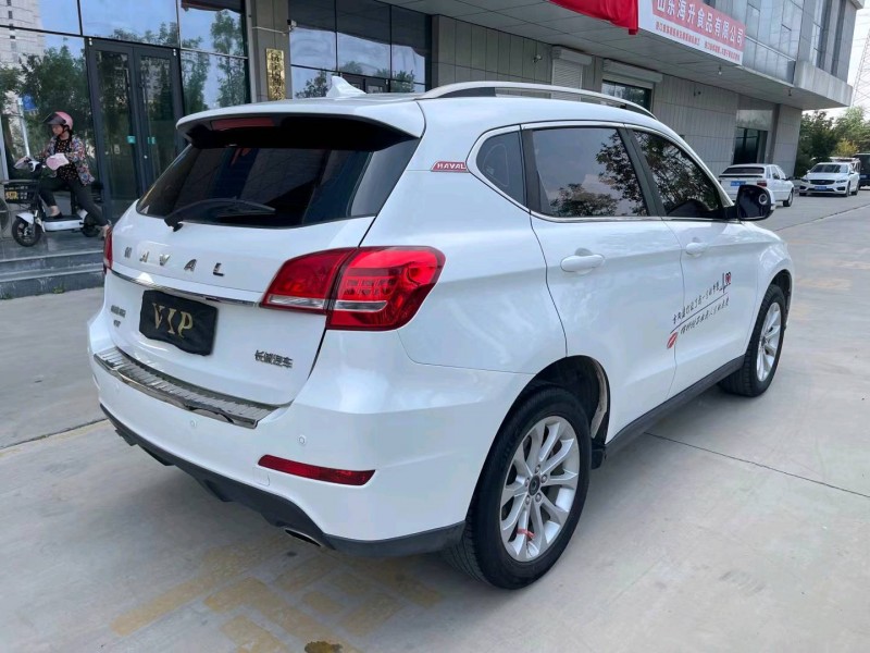 东营17年哈弗H28